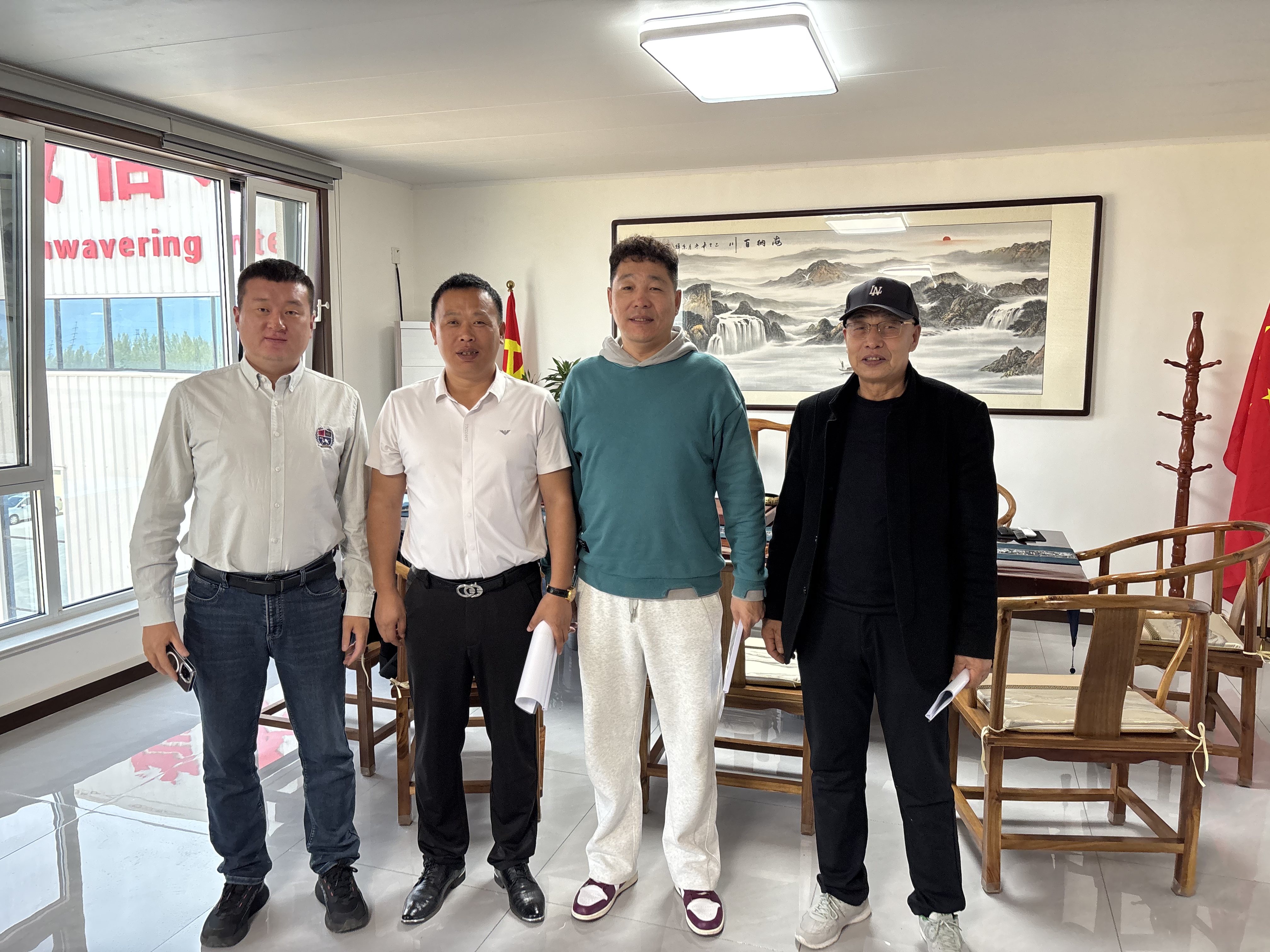 Qingzhou Jinqi va signar amb èxit una comanda d'equips de mineria i benefici d'or amb clients mongols
