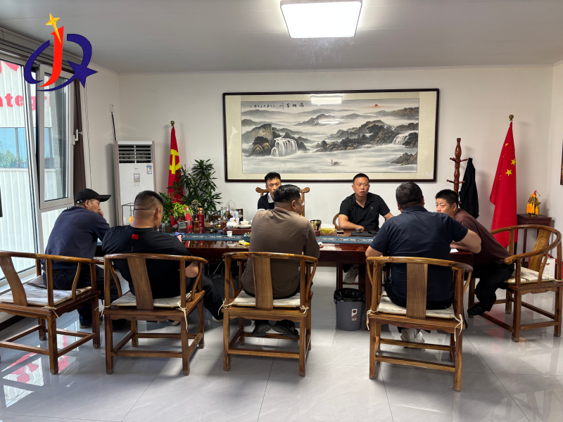 Els clients d'or de placer sud-americans van visitar Qingzhou Jinqi Mining Machinery per a l'auditoria de fàbrica.
